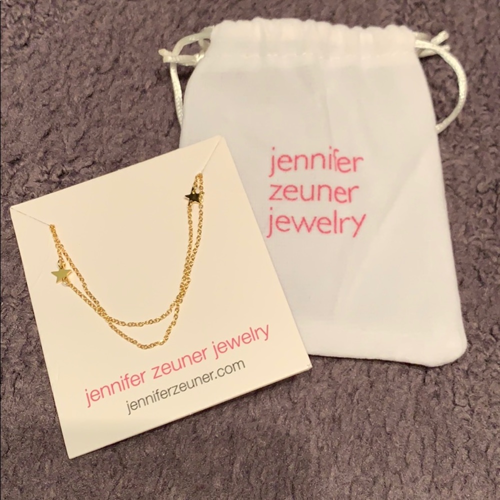 Jennifer Zeuner necklace